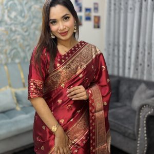 মেরুন কালার